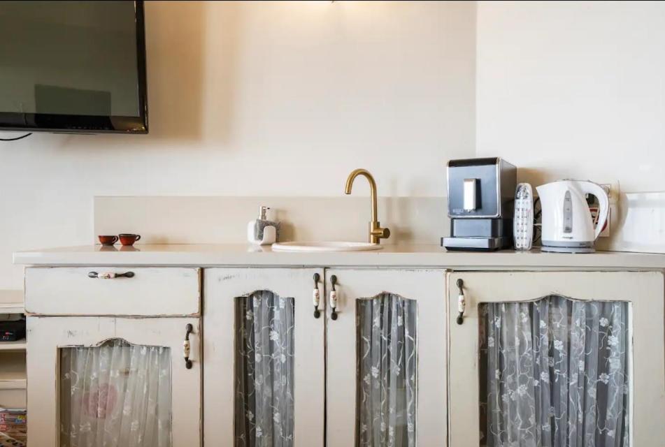קאמי מלון בוטיק ツファット 部屋 写真